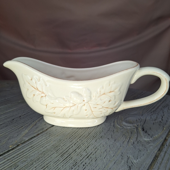 Victoria Other - Vintage Collectible Victoria Pottery Gravy Boat Embossed Oak Leaf & Acorn Design